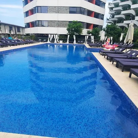 Ayan-ayaz Luxury דירה Năvodari